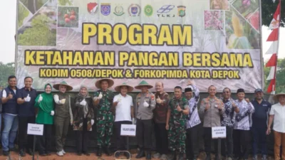 Kodim 0508/Depok Bersama Forkopimda Tanam Bawang Merah, Wujudkan Ketahanan Pangan Perkotaan