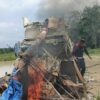 Polsek Kuantan Tengah Musnahkan 2 Rakit Dompeng PETI di Desa Beringin Taluk