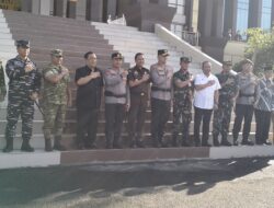 Bawa Pulang Tanda Kehormatan Nugraha Sakanti, Kapolda Riau Disambut Antusias Personel dan Masyarakat