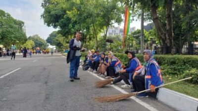Kebersamaan Polri dan DLHK Wujudkan Pekanbaru Kembali Bersih Usai RBR 2026