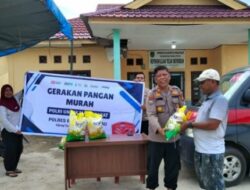 Sat Binmas Polres Rohil Gelar Gerakan Pangan Murah, Salurkan 3 Ton Beras SPHP untuk Masyarakat Teluk Berembun