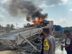 Polsek Singingi Tindak Tegas Aktivitas PETI di Desa Kebun Lado, 5 Unit Rakit Dimusnahkan