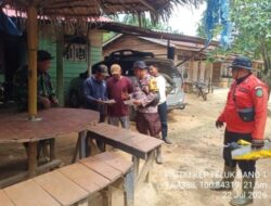 Sebarkan Maklumat Kapolda Riau, Polsek Bangko Pusako Patroli Gabungan Karhutla di Teluk Bano I