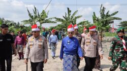 Ekspedisi Merah Putih Presisi Polda Riau Tanam 810 Mangrove dan Salurkan Bantuan untuk Masyarakat Pesisir Sinaboi