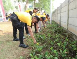 Jelang Semarak HUT RI, Polres Metro Tangerang Kota Percantik Mako dan Siap Sukseskan Merdeka Bersama Masyarakat