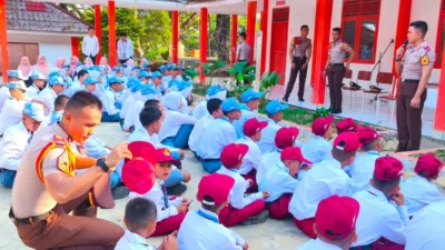 Polri Kerahkan 372 Taruna Akpol Dampingi Siswa di 73 Sekolah Rakyat Bersama Taruna Akademi TNI