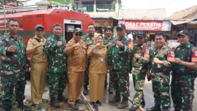 Kodim Depok Salurkan Air Bersih untuk Warga Terdampak Kekeringan di Cipayung Jaya