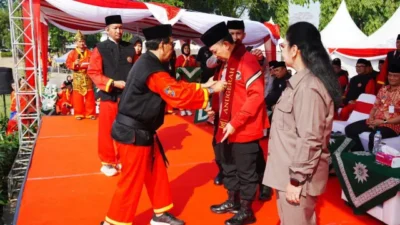 Muktamar XVI Tapak Suci Resmi Dibuka di Semarang, Kapolri Terima Anugerah Anggota Kehormatan
