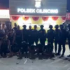 Brimob Polda Metro Jaya Gagalkan Tawuran Dini Hari di Cilincing, 5 Terduga Pelaku 2 Parang dan Stik Golf Diamankan