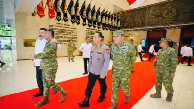 Kapolri Hadiri Silaturahmi Strategis Pimpinan Lembaga Negara di Mabes TNI AL