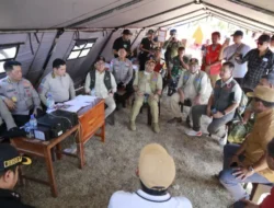 Astamaops Polri Cek Langsung Posko Pengungsi Gempa NTT, Siapkan Dukungan SAR hingga Layanan Medis