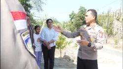Di Tengah Duka Gempa, Kasatgas Humas Polri Beri Penguatan Untuk Personel dan Warga Ende