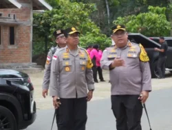Rumah Boleh Terdampak Gempa, Tapi Pengabdian Tak Boleh Berhenti