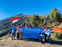 Tingkatkan Keselamatan Wisatawan, Kemnaker Perkuat Kompetensi Pemandu Wisata Gunung di NTB