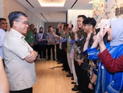 Menaker: Perjanjian Kerja Bersama Jadi Pijakan Perkuat Hubungan Industrial dan Produktivitas