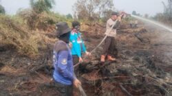 Karhutla di Kerumutan Pelalawan Masih Menyala, Helikopter BNPB Diterjunkan Bantu Padamkan Api