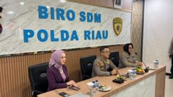 Kapolda Riau Dorong Polwan Makin Percaya Diri, 70 Polwan Ikuti Pelatihan Public Speaking