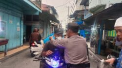 Cegah ISPA, Polres Rohil Berbagi 420 Masker Gratis ke Pengendara