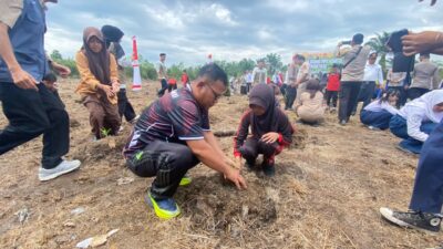 Sinergi Polri dan Masyarakat, Polsek Medang Kampai Gelar Tanam Jagung Dukung Ketahanan Pangan