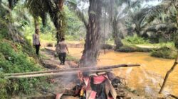 Lapor 110, Polsek Hulu Kuantan Musnahkan 3 Alat Tambang Ilegal di Sumpu