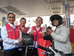 Hari Pelanggan Nasional, Pertamina Patra Niaga Regional JBB Hadir Menyapa di SPBU COCO Jakarta