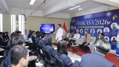 Menaker: Mahasiswa Perlu Seimbangkan Keahlian Teknis dan Kemampuan Komunikasi