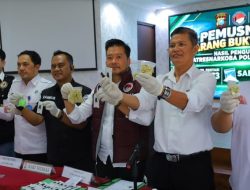 Ribuan Ekstasi dan Cartridge Etomidate Dimusnahkan Polresta Pekanbaru