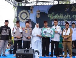 Kapolres Rohil Ajak Jaga Alam Saat Tabligh Akbar UAS, Jangan Bakar Lahan dan Cemari Sungai