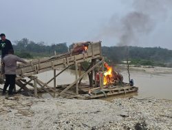 Dua Rakit PETI Tidak Beroperasi di Kebun Lado Ditertibkan Polsek Singingi