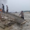 Dua Rakit PETI di Desa Pantai Dimusnahkan Polsek Kuantan Mudik