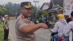 Pimpin Pengaturan Pagi, Kapolres Kampar Jadi Irup di SMAN 2 Bangkinang