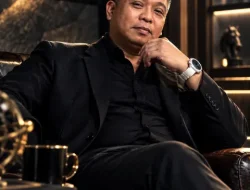 Dari Dunia Film Hingga Ramalan Politik, Kamil Sahab Siap Buka Cerita di Podcast