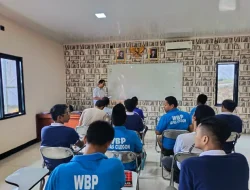 Warga Binaan Lapas Cilegon Ikuti Ujian PKBM, Tak Ada Kata Terlambat Untuk Belajar
