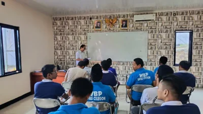 Warga Binaan Lapas Cilegon Ikuti Ujian PKBM, Tak Ada Kata Terlambat Untuk Belajar