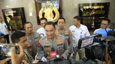 Kapolri Kedepankan Pendekatan Humanis dalam Pelayanan Aksi Penyampaian Aspirasi