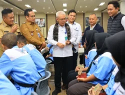 Kemnaker Latih Pekerja Terdampak PHK Agar Siap Kerja Atau Berwirausaha