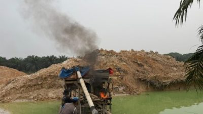 Dua Rakit Dompeng di Desa Petai Dimusnahkan Polsek Singingi Hilir
