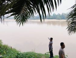 Laporan PETI via 110, Polsek Cerenti Temukan Dua Rakit Dompeng di Sungai Kuantan
