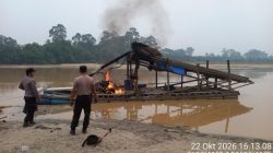 Lapor Warga Via 110, 7 Rakit PETI di Kuansing Dimusnahkan