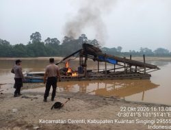 Lapor Warga Via 110, 7 Rakit PETI di Kuansing Dimusnahkan