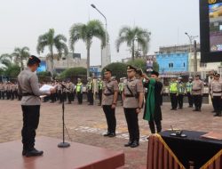 Polres Dumai Lepas Lima Personel Purnabakti dan Gelar Sertijab Kasat Lantas