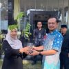 Jumat Pagi, Ditresnarkoba Polda Riau dan Siswa Tanam Berbagai Jenis Tunbuhan