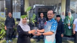 Jumat Pagi, Ditresnarkoba Polda Riau dan Siswa Tanam Berbagai Jenis Tunbuhan