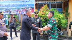 Solid, Momen Kapolresta Pekanbaru Serahkan Kue ke Denpom 0301